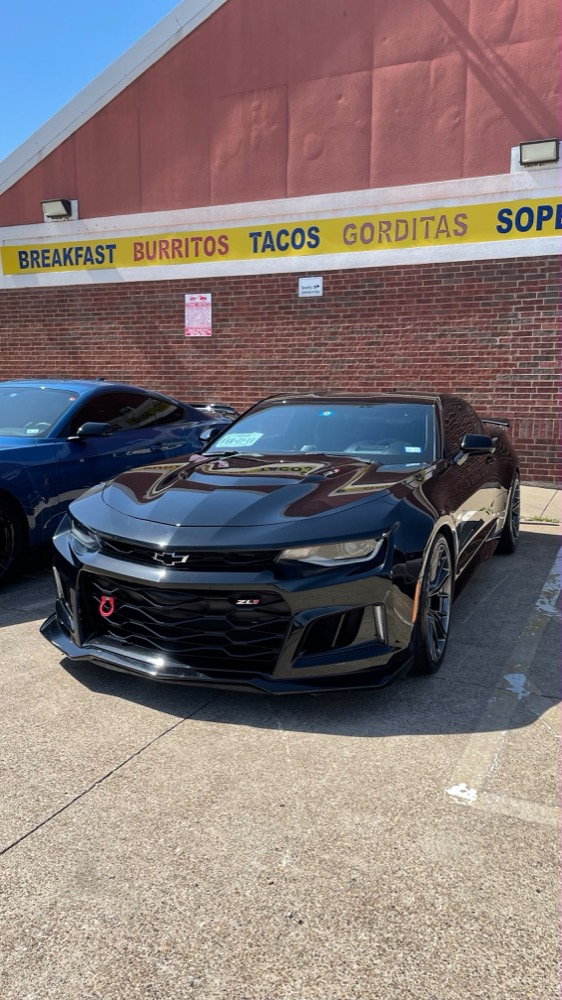 Magic Bubbles Hand Car Wash showcase — Chevrolet Camaro ZL1