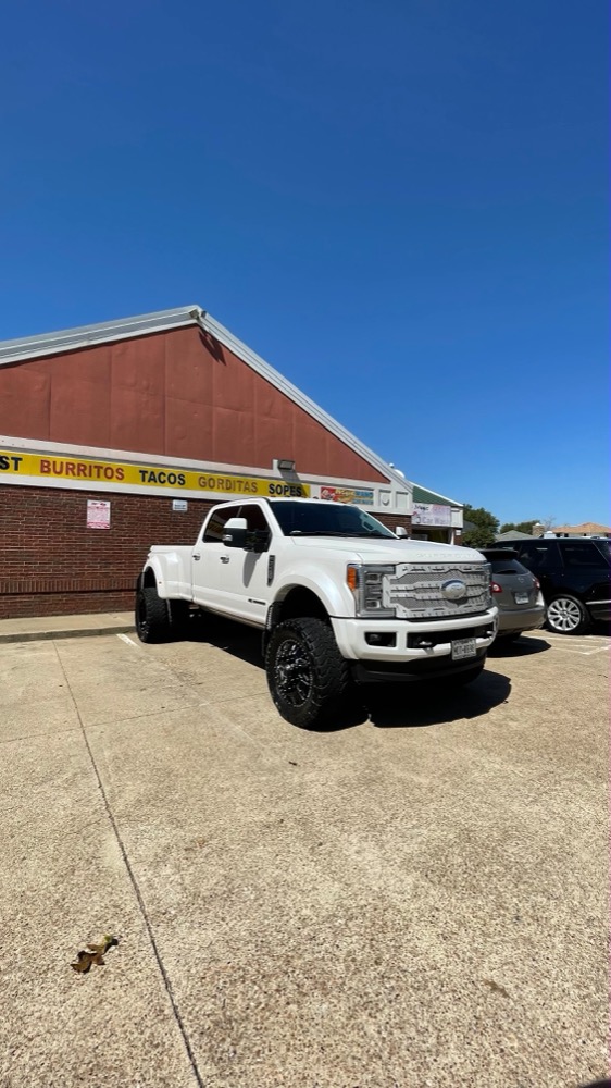 Magic Bubbles Hand Car Wash showcase — Ford F-350